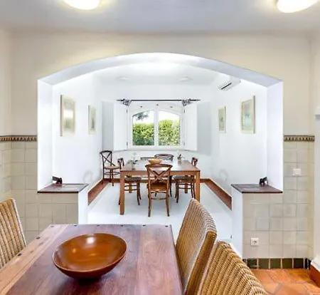 Sleeps 10 Pool Air Con Malhadais