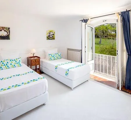 Sleeps 10 Pool Air Con Villa *